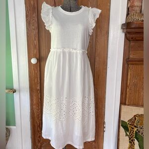 &merci 100% Cotton White Eyelet Flutter Sleeve Midi Dress ~ Size Medium 💚🍄
